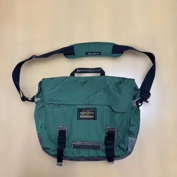 00 에디 바우어 블랙 택 숄더백 Eddie Bauer