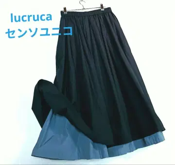 새상품 lucruca 센소유니코 2장 겹침 볼륨 개더 플레어 스커트