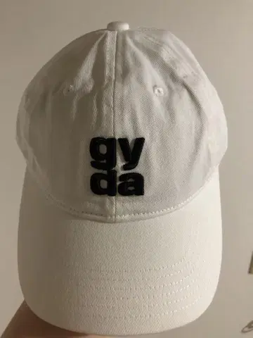 GYDA 제이다 Square gyda embroidery 캡 모자