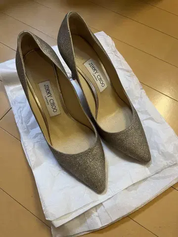 JIMMY CHOO 실버 글리터 하이힐