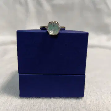 Swarovski 스와로스키 육각형 크리스탈 반지