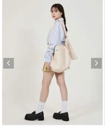 티나:조준 꽃무늬 숄더백