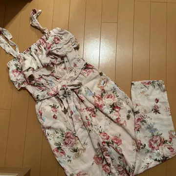 리즈리사 꽃무늬 올인원