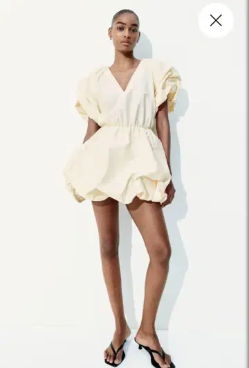 완판템 H&M 버블 헤매 원피스 V넥 퍼프 슬리브 미니 원피스 S