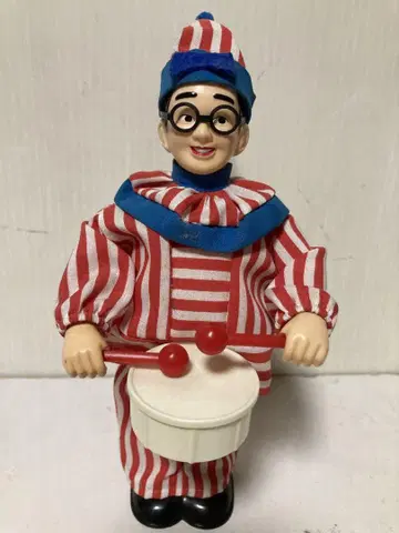 오사카 명물 쿠이다오레 타로 태엽 인형