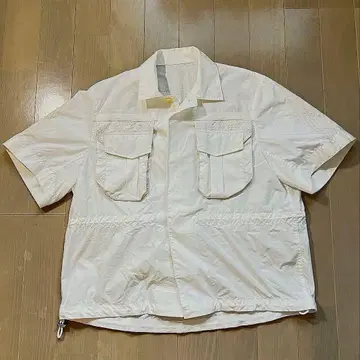 sacai 셔링 자수 믹스 반팔 셔츠