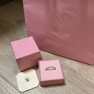 (거의 미착용) SWAROVSKI Matrix Vittore 반지