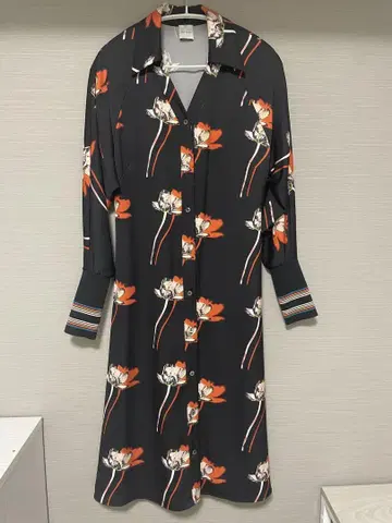 새상품급 폴스미스 원피스 섀도우 플라워 Paul Smith 긴팔
