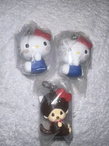 몬치치 헬로키티 콜라보 메지루시 액세서리