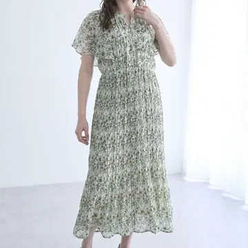 YECCA VECCA 보타니컬 플라워 무늬 플리츠 원피스 그린