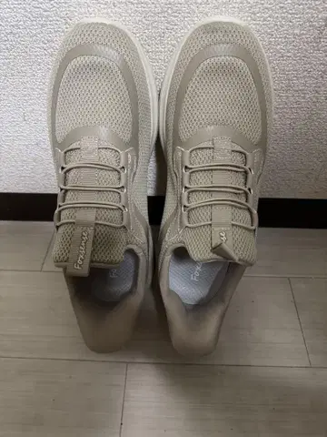 미사용품 스니커즈 선 채로 바로 신을 수 있는 남성용 경량 26.5cm