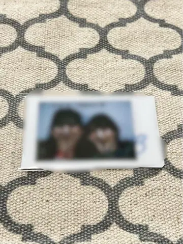 사카이 히토카 츠지노 카나미 폴라로이드