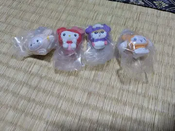 트와이스 산리오 가챠