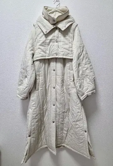 아이보리 퀼팅 롱 코트