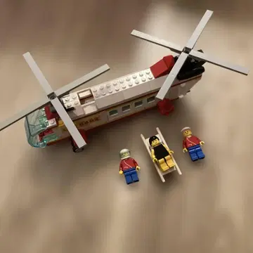 2점째부터 200엔 할인됩니다 LEGO 헬리콥터 세트 미니 피규어 포함