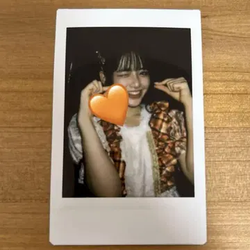 FRUITS ZIPPER 진세이 스즈카 폴라로이드