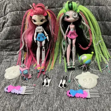 노비스터즈 Tilly Vizion Roe Botik