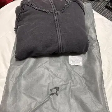 STRONG 005 BROKEN HOODIE (GREY) M 사이즈