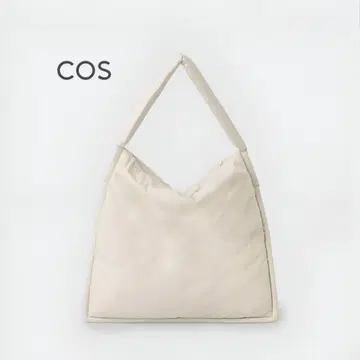 COS 스퀘어 쿠션백 원 숄더 코스