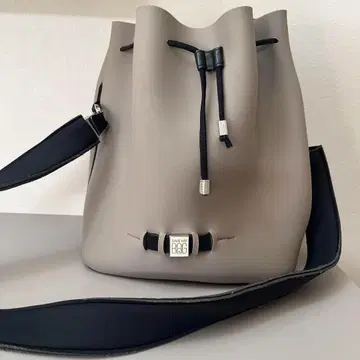 save my bag 그레이지 숄더 복조리 웨트수트 소재