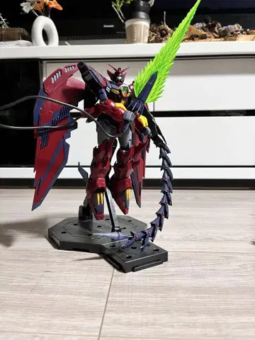 MG 1/100 건담 에피온 EW판