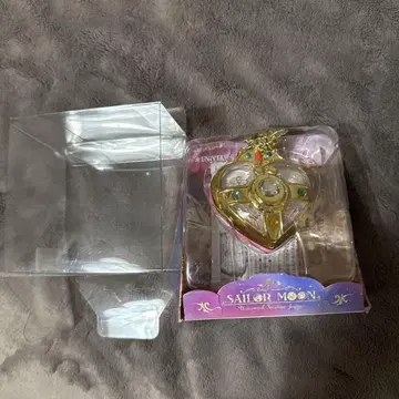 세일러문 USJ 유니버셜 하트 컴팩트