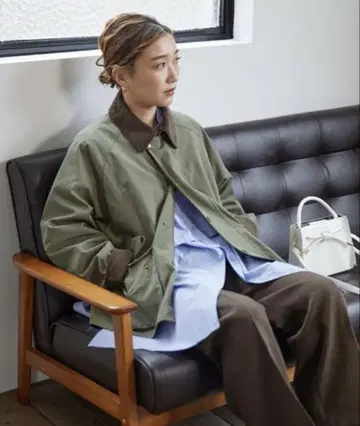 BRITISH KHAKI x FREAK'S STORE 별주 헌팅 블루종