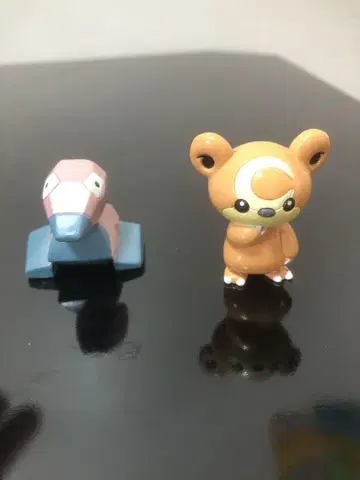 폴리곤과 리피아 피규어 세트