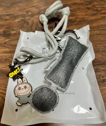 POPMART pin for love 러브브 알파벳 시크릿