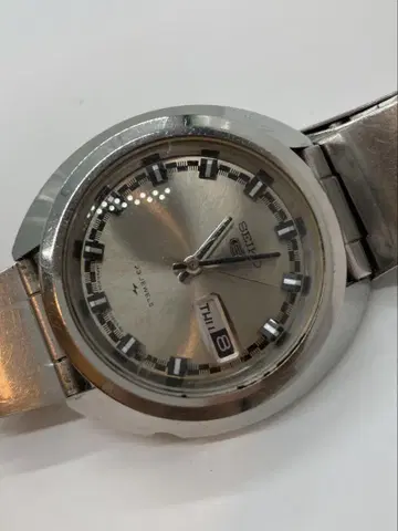 세이코 SEIKO 5 5126-7030 23석 데이데이트