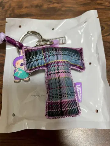 POPMART pin for love 라부부 알파벳 T