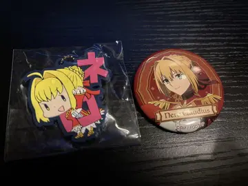 Fate 네로 스트랩과 캔뱃지