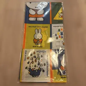[ 새상품 ] 미피 전시 한정 70주년 miffy 미피 전시 반다나