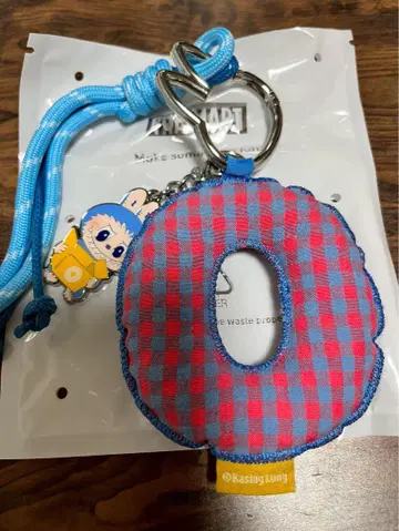 POPMART pin for love 러브브 알파벳 O