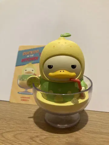 POP MART DUCKOO IN THE KITCHEN LEMONADE