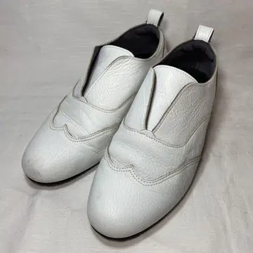 TOKIMI 화이트 가죽 슬립온 슈즈 23cm