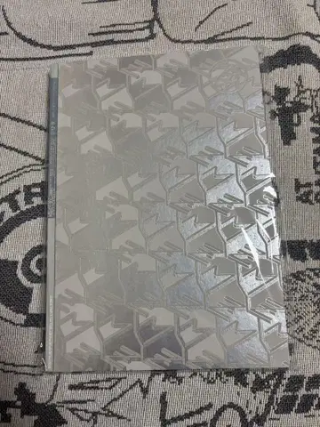 [ 미개봉 ] 계속 한밤중이면 좋을 텐데 LIVE PHOTO BOOK