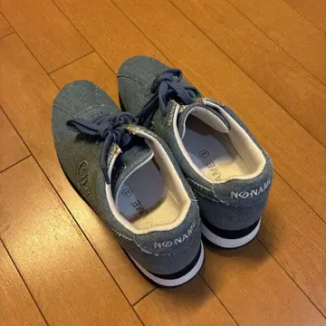 데님 블루 스니커즈 캐주얼