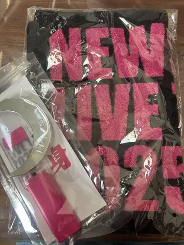 NEWS 2025 LIVE 변신 타월 응원봉