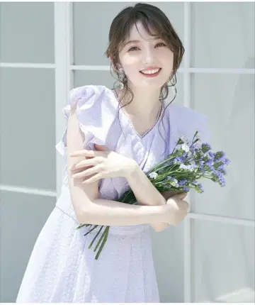 [ 새상품급 ] SWINGLE 프릴 프릴 코튼 레이스 원피스