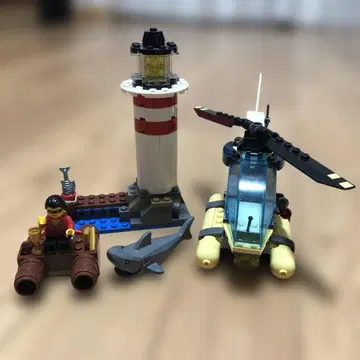 레고(LEGO) 시티 엘리트 폴리스 등대에서의 체포 60274