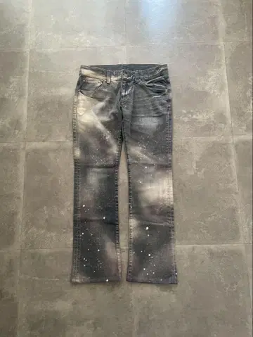 TORNADO MART bleach flare denim