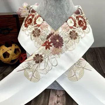 예복 등에 빽빽한 화려한 자수 장식용 깃 일본제 새상품