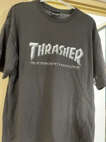 THRASHER 트레셔 티셔츠