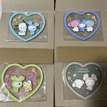 TWICE LOVELYS x SANRIO 나연 쯔위 정연 다현