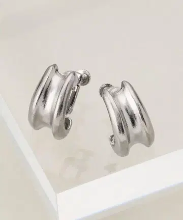 esne/에스네 WH 모티브 귀찌 실버