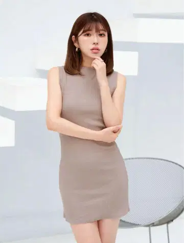 당일 발송 Darich 다리치 슬리브리스 리브 미니 원피스