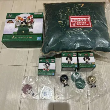 Mrs. GREEN APPLE 아크릴 라이트 쿠션 세트