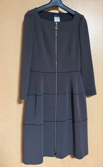 Rene 르네 원피스 지퍼