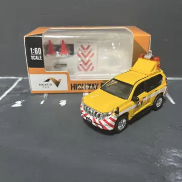 NEXCO 하이웨이 패트롤카 1:60 도요타 랜드크루저 프라도